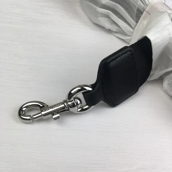 Marc Jacobs Black Tote with White Accents Szie M - Picture 8 of 11